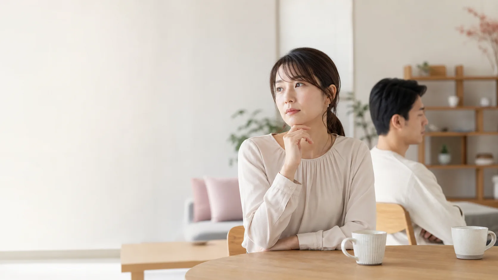 旦那が浮気を反省しない…その心理と対処法